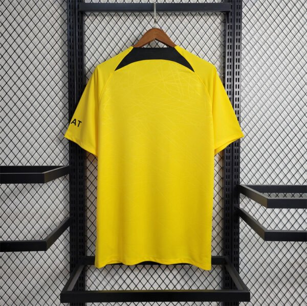 23/24 Paris Saint-Germain yellow football training jersey - Image 2