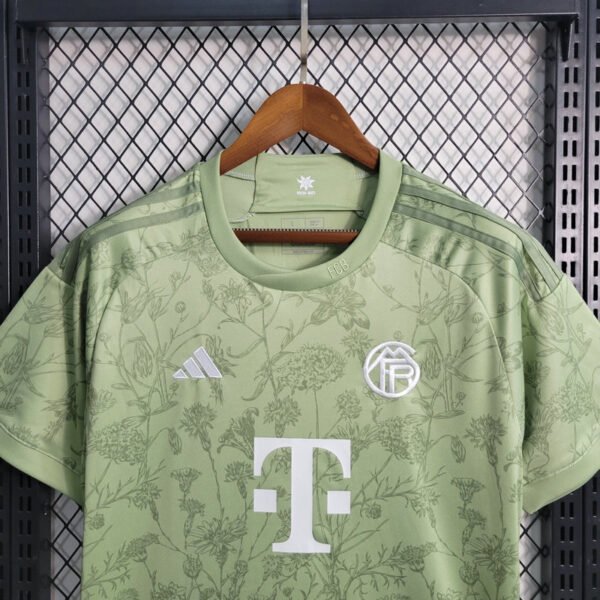 23/24 Bayern Munich special edition shirt man - Image 3