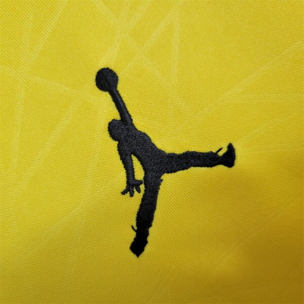 23/24 Paris Saint-Germain yellow football training jersey - Image 5