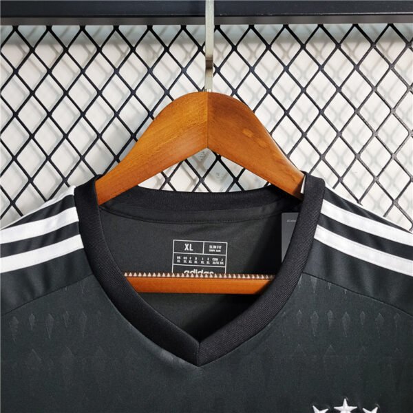 23/24 Bayern Munich goalkeeper jersey man - Image 8