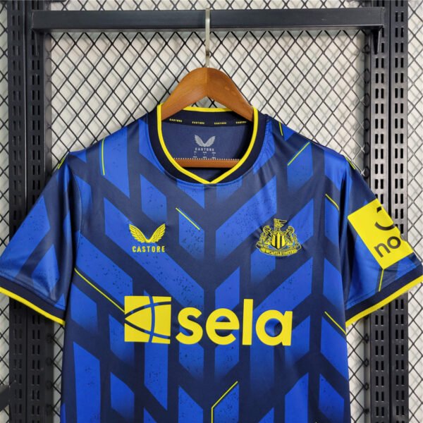 23/24 Newcastle United away shirt man - Image 3