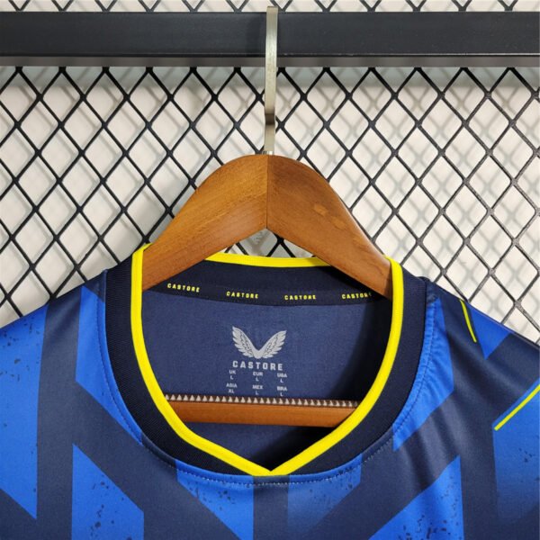 23/24 Newcastle United away shirt man - Image 6
