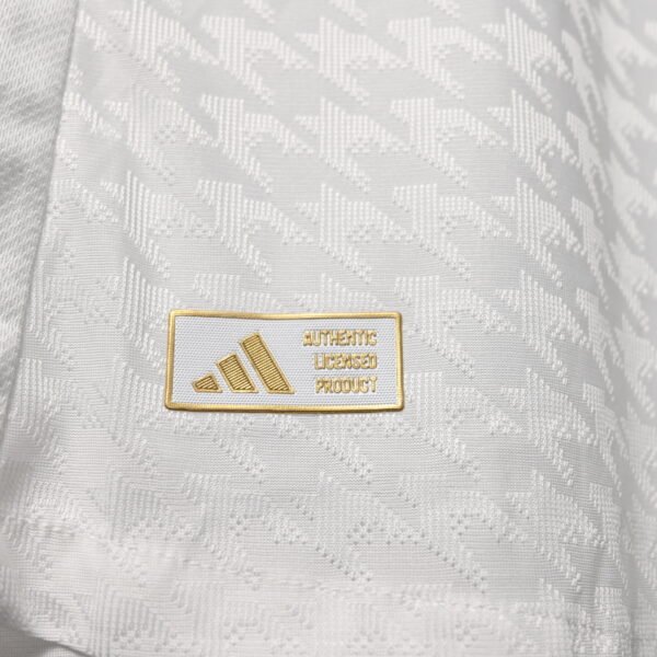 2024/25 Real Madrid Home Jersey Authentic MBAPPE 9 - Image 7