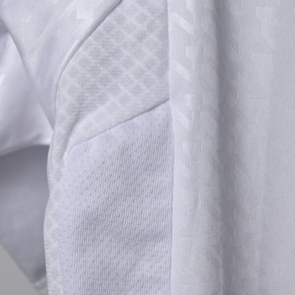 2024/25 Real Madrid Home Kit #9 MBAPPE - Image 9