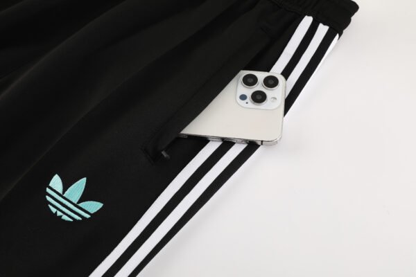 2024/25 Miami Long Pull Jacket Training Kit - Image 14