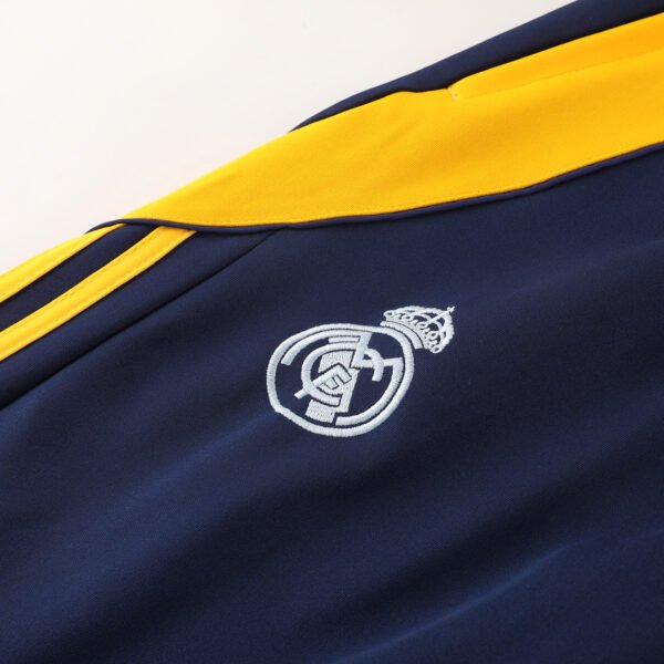 2024/25 Real Madrid White Long Pull Jacket Training Kit - Image 11