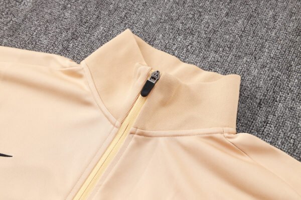 2024/25 Barcelona Long Pull Jacket Training kit Adult - Image 4