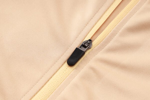 2024/25 Barcelona Long Pull Jacket Training kit Adult - Image 5