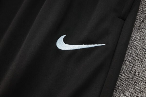 2024/25 Barcelona Half Pull Training Kit Adult - Image 13
