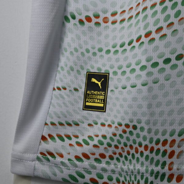 2025/26 Portugal Away Kit Adult #7 RONALDO - Image 7