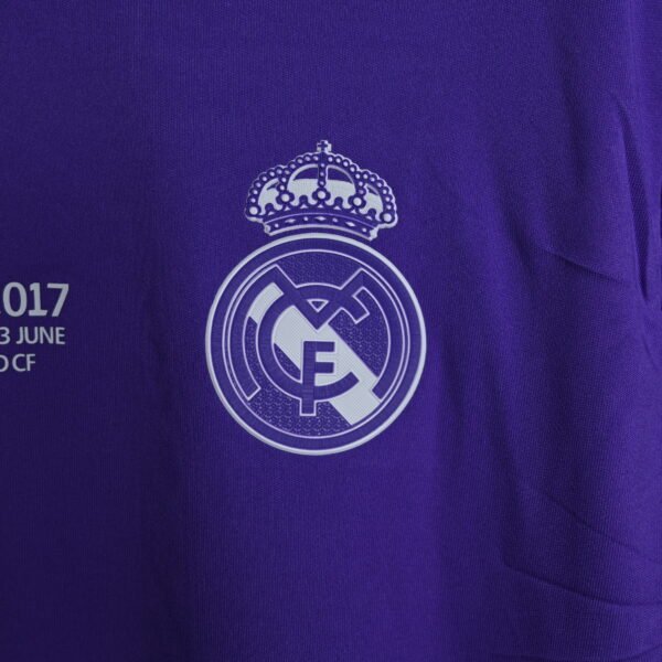 Retro 2016/17 Real Madrid Away Kit #7 RONALDO - Image 4