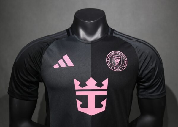2025/26 Miami Away Authentic Kit - Image 2