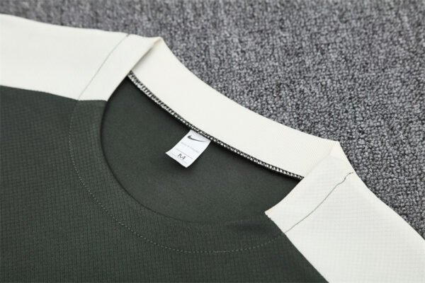 2025/26 Chelsea Dark Green Training Kit Short Sleeve - Image 3