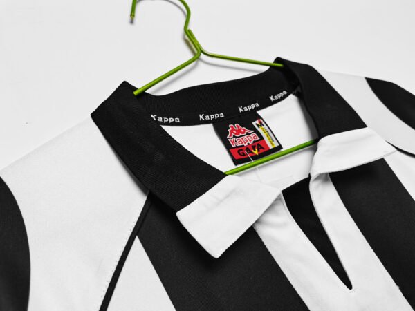 Retro 1997/98 Juventus Home Jersey Adult - Image 4