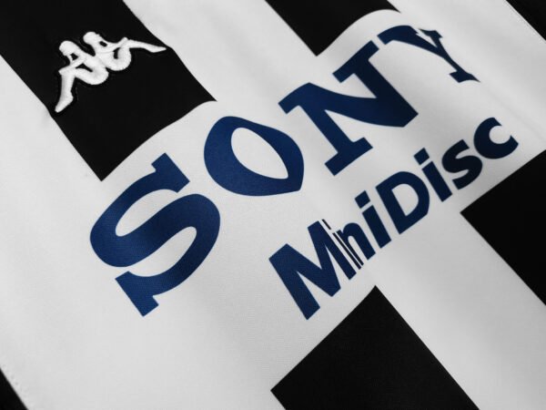 Retro 1997/98 Juventus Home Jersey Adult - Image 7