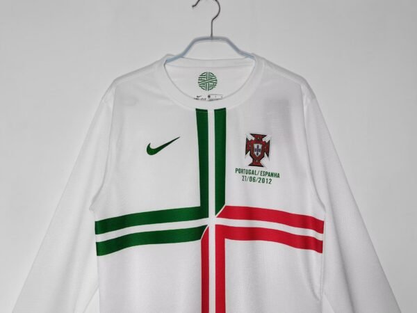 Retro 2012/13 Portugal Away Jersey RONALDO #7 - Image 3