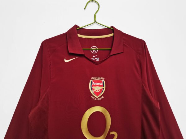Retro 2005/06 Arsenal Home Kit Long Sleeve - Image 3