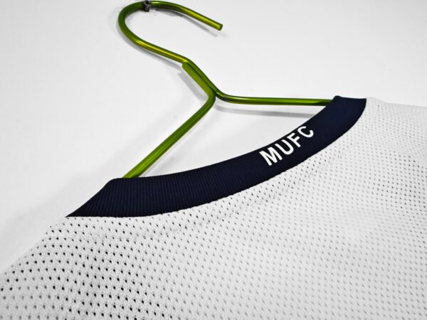 Retro 2008/09 Man United Away Jersey Long Sleeve - Image 10
