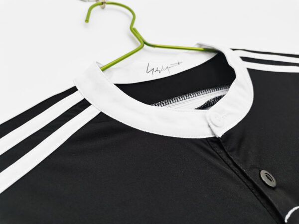 Retro 2014/15 Real Madrid Second Kit RONALDO #7 - Image 5