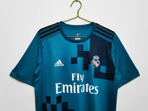 Retro 2017/18 Real Madrid Second Jersey Adult RONALDO #7 - Image 4