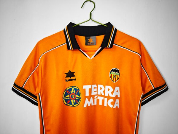 Retro 1999/00 Valencia Away Kit Adult - Image 3