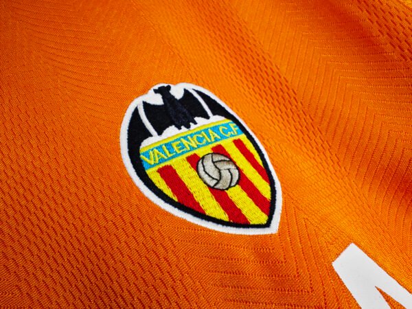 Retro 1999/00 Valencia Away Kit Adult - Image 7