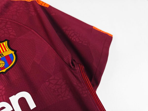 Retro 2017/18 Barcelona Second Kit Adult - Image 5