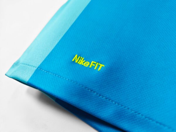 Retro 2007/08 Barcelona Away Kit Adult - Image 7