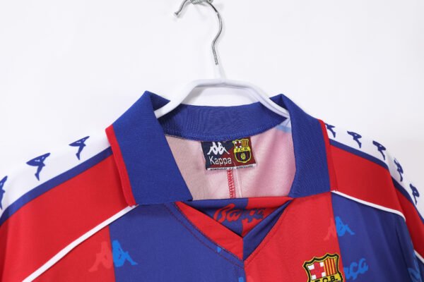 Retro 1992/95 Barcelona Home Jersey - Image 5