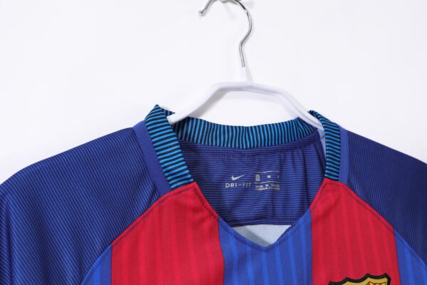Retro 2016/17 Barcelona Home Jersey - Image 4