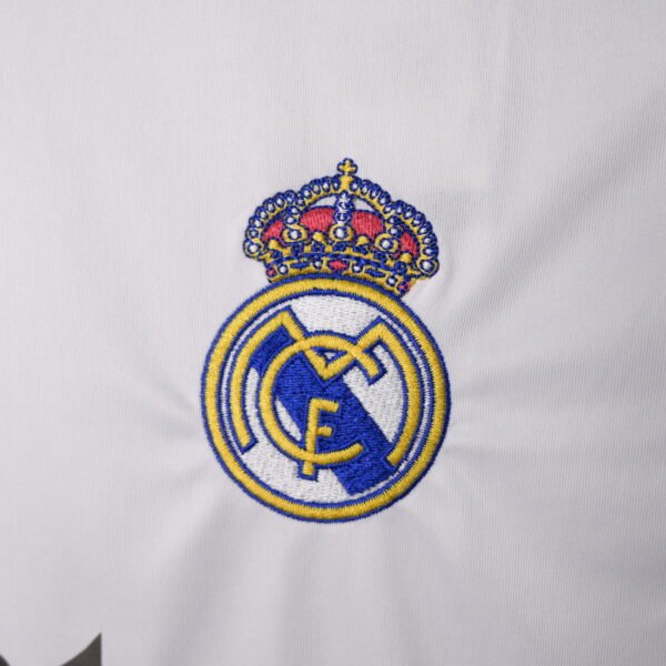 2025/26 Real Madrid Home Kit Adult - Image 5