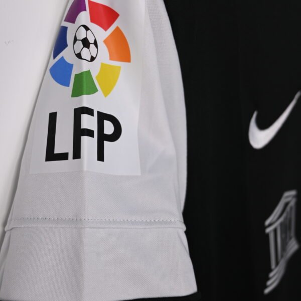 Retro 2013 Malaga Away Kit Adult LEP Patch - Image 8