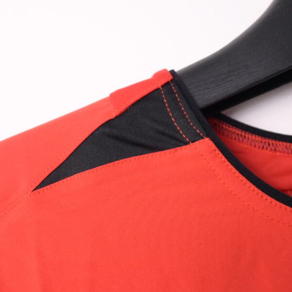 Retro 2002/03 Man United Home Jersey RONALDO #7 - Image 8