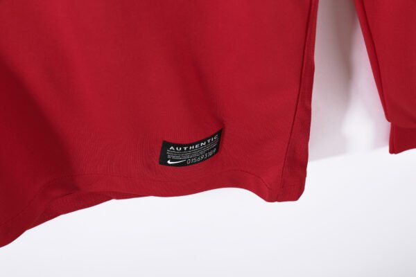 Retro 2010 Man United Home Jersey Long Sleeve - Image 5