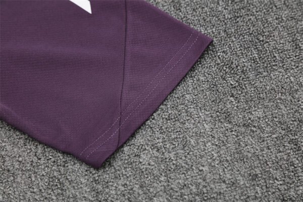 2025/26 Man United Violet Training Kit Adult - Image 7