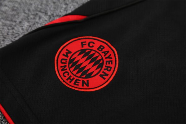 2025/26 Bayern Green Training Kit Adult - Image 11