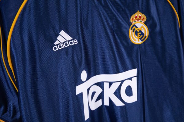 Retro 1998/00 Real Madrid Second Jersey Vintage Shirt - Image 5