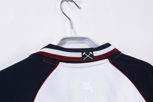 Retro 1999/01 West Ham Away Jersey Adult - Image 9