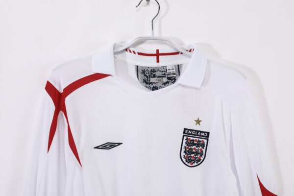 Retro 2006 England Home Jersey Adult Long Sleeve - Image 3