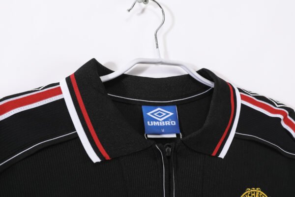 Man United 1998/99 Retro Jersey Long Sleeve Adult - Image 4