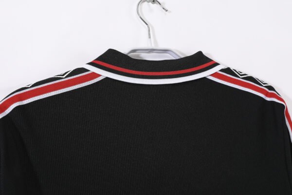 Man United 1998/99 Retro Jersey Long Sleeve Adult - Image 7