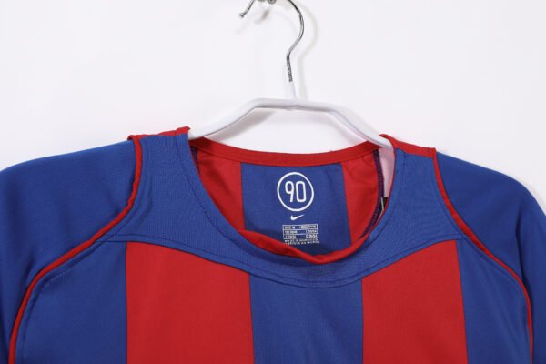 Retro 2004/05 Barcelona Home Jersey Adult - Image 4