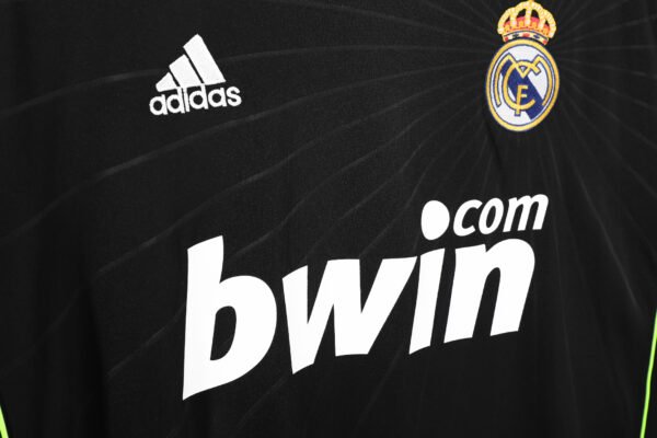 Retro 2011/12 Real Madrid Away Jersey Adult - Image 5