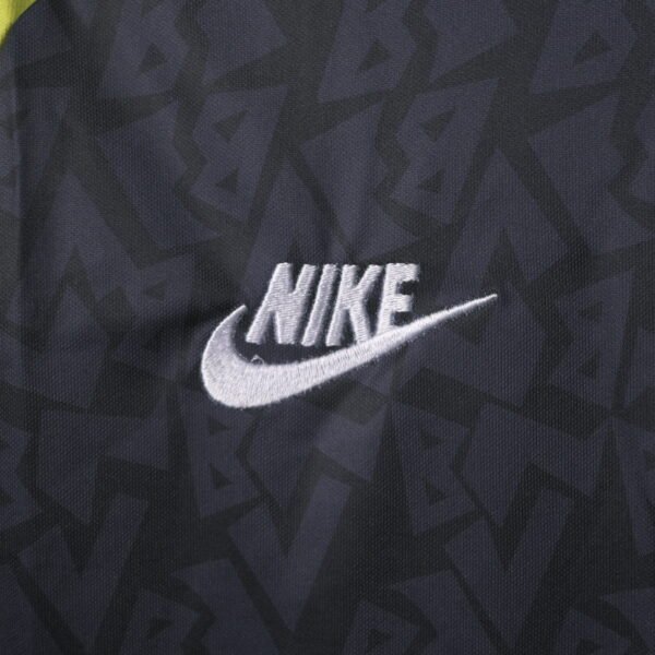 Borussia Dortmund 1995/96 Away Jersey Retro Kit - Image 4