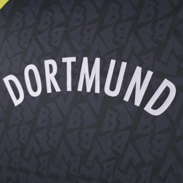Borussia Dortmund 1995/96 Away Jersey Retro Kit - Image 10